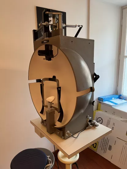 attrezzature studio oculistico